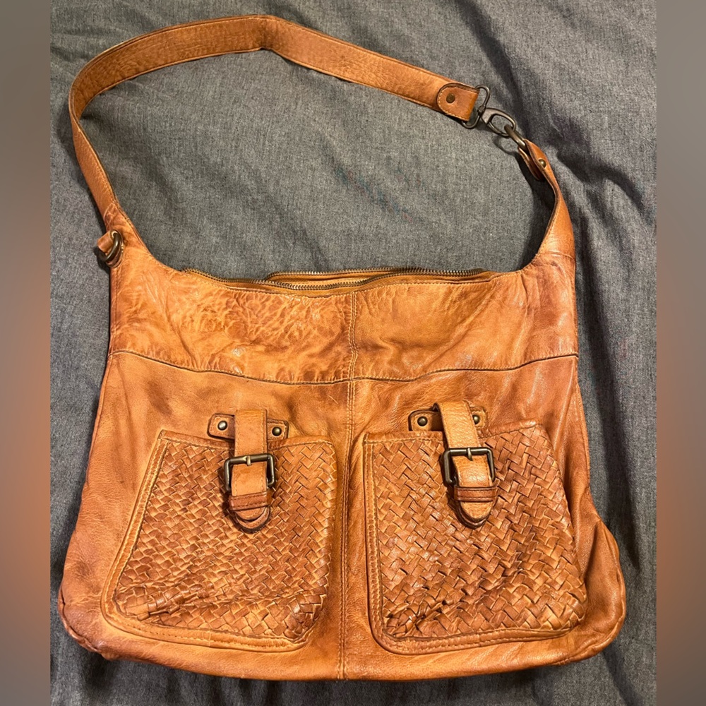 Nano Tan Leather Shoulder Bag with Vintage Appeal - Picture 2 of 10